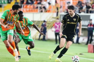 Alanyaspor 3-1 Kayserispor: Kayseri Temsilcisi Süper Lig'e Veda Etti!
