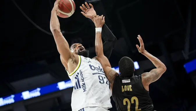 Fenerbahçe Beko Yarı Finalde: Dev Eşleşmede Rakip Anadolu Efes!