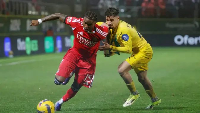 Trabzonspor'da Sağ Bek Operasyonu: Sidny Lopes Cabral İmza İçin Gün Sayıyor!