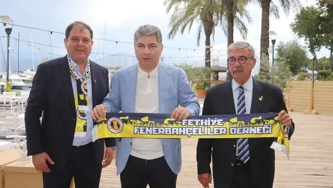 Fenerbahçe Başkan Adayı Hakan Safi, Fethiye'de Taraftarlarla Buluştu
