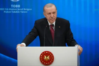 Amedspor Süper Lig'de: Cumhurbaşkanı Erdoğan ve Bakan Bak'tan Tebrik Mesajları