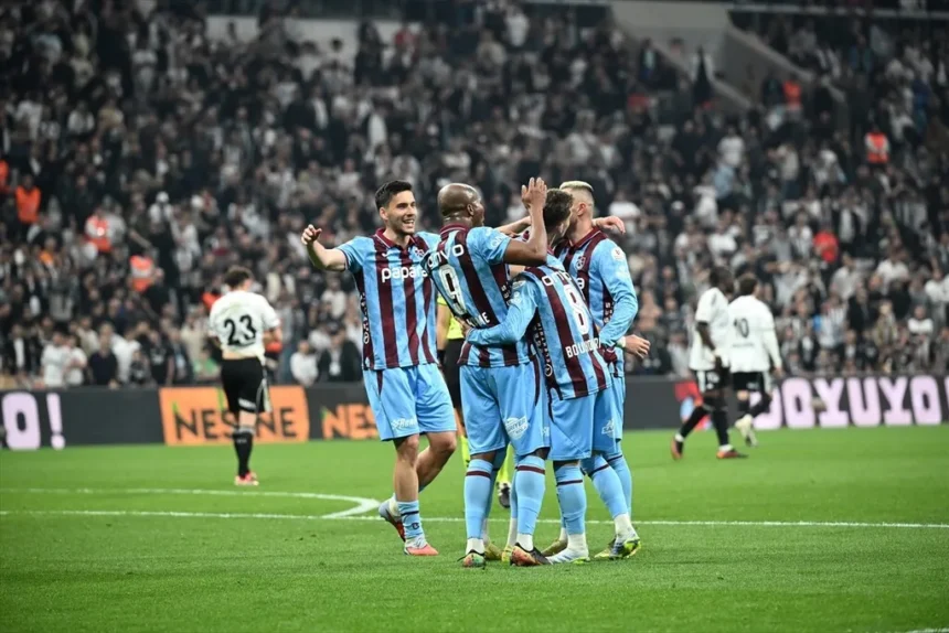 Trabzonspor, Beşiktaş’ı Deplasmanda 2-1 Devirdi