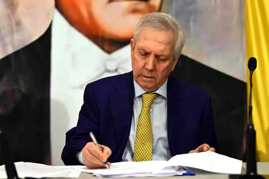 Aziz Yıldırım’dan Fenerbahçe İçin Montella Hamlesi!