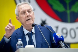 Aziz Yıldırım'dan Fenerbahçe İçin Çifte Müjde: Hoca ve Gece Yarısı Santrfor Operasyonu!