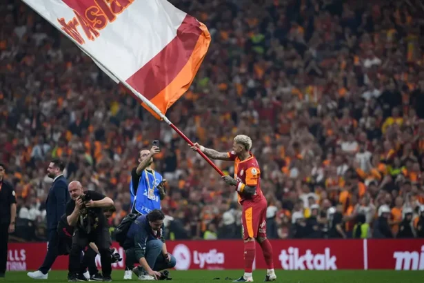 Galatasaray'da Icardi Gerçeği: Dursun Özbek'ten Sürpriz Sözleşme Hamlesi