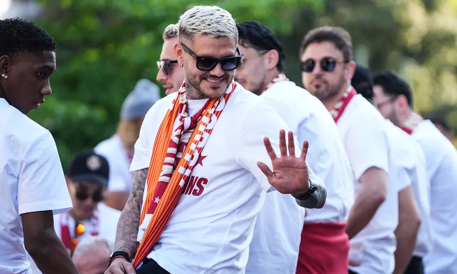 Mauro Icardi'ye Tribünlerden İnanılmaz Sevgi Seli