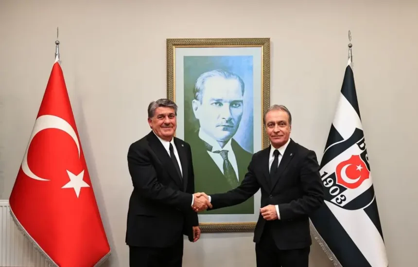 Beşiktaş'ta Önder Özen Depremi: Göreve Gelir Gelmez 16 İsimle Yollar Ayrılıyor!