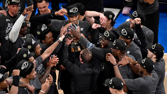 Dev Final Belli Oldu: San Antonio Spurs ve New York Knicks Şampiyonluk İçin Karşı Karşıya!
