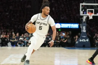 NBA Play-Off Heyecanı: Spurs Finalde, Pistons Seriyi Eşitledi