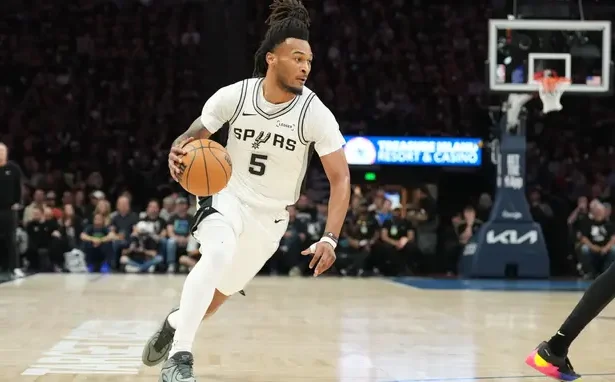 NBA Play-Off Heyecanı: Spurs Finalde, Pistons Seriyi Eşitledi