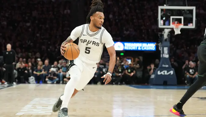 NBA Play-Off Heyecanı: Spurs Finalde, Pistons Seriyi Eşitledi