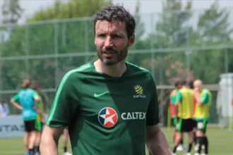 Fenerbahçe'de Mark van Bommel Sürprizi: Aykut Kocaman'ın Yeni Görevi Belli Oldu!