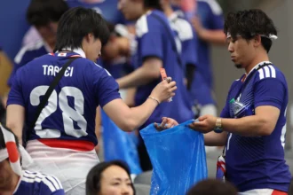Japon Taraftarlardan 2026 Dünya Kupası'nda Tarihi Örnek: Tribünleri Temizlediler