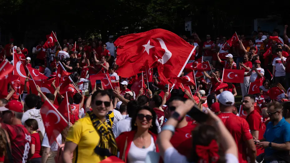 Jonathan Rogers Park'ta Tarihi Buluşma