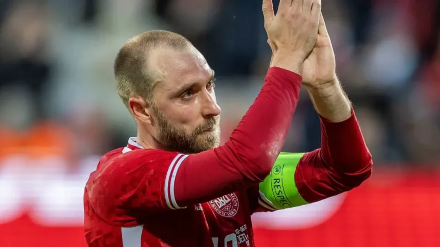 Christian Eriksen Sahada Yine Fenalaştı: Danimarka - Ukrayna Maçı Yarıda Kaldı