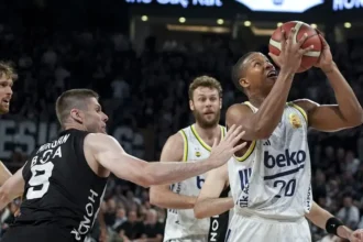 Fenerbahçe Beko Nefes Kesen Maçta Şampiyonluğa Ulaştı!