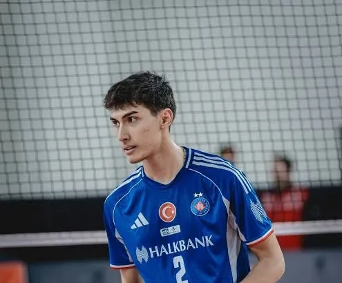 Ömercan Burak Karahan Kimdir? Yaşı, Boyu, Kilosu, Takımı ve Hayatı!