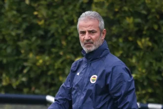 Fenerbahçe'de Tarihi Ters Köşe: İsmail Kartal Yeniden Teknik Direktör Oldu!