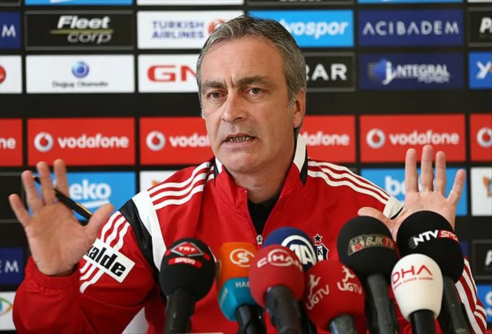 Beşiktaş'ta Vincenzo Italiano Dönemi Yakın: Önder Özen İtalya'da İşi Bitiriyor