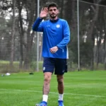 Çaykur Rizespor'da Flaş Ayrılık: Milli Futbolcu Samet Akaydin ile Yollar Ayrıldı