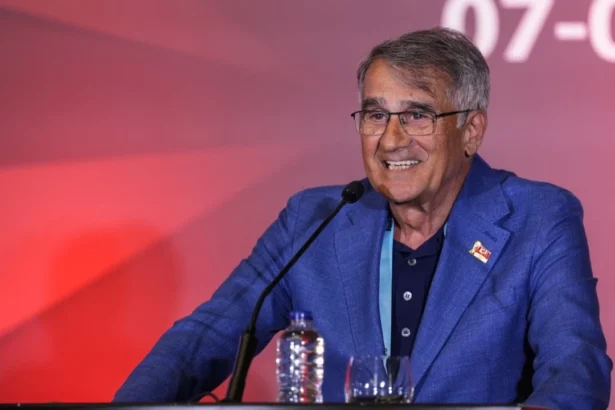 Şenol Güneş'ten TFF Genel Kurulu'nda Tarihi Çağrı: "2026 Dünya Kupası Bir Milat Olmalı"