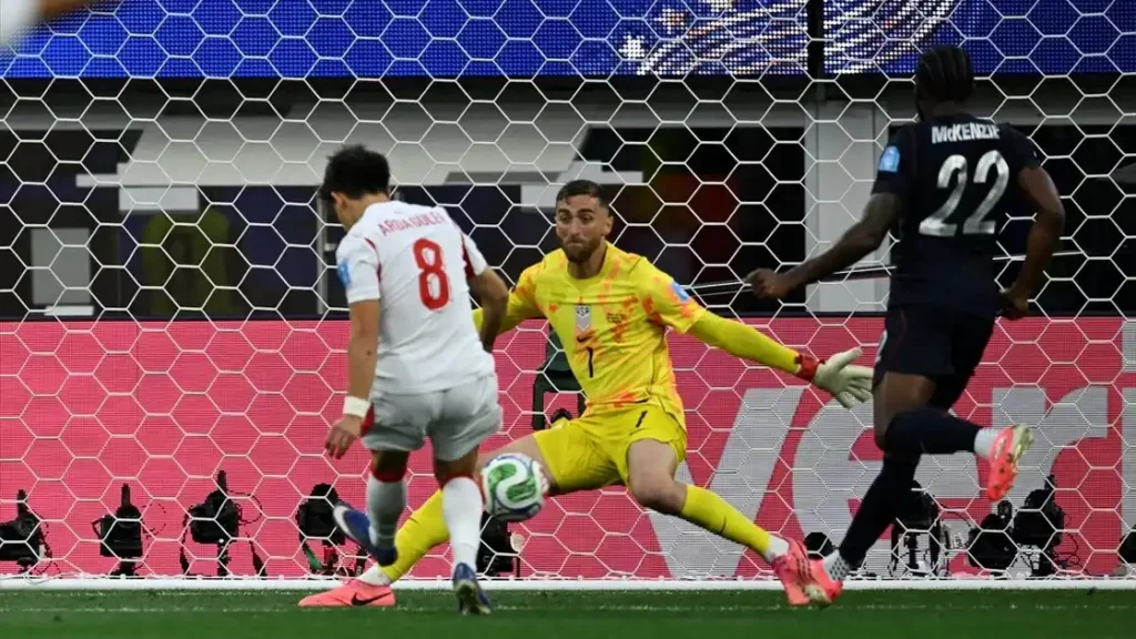 Tribünlerde Devlet Desteği ve Büyük Coşku