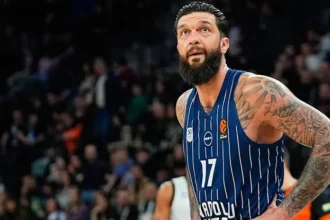 Anadolu Efes'te Büyük Ayrılık: Vincent Poirier ile Yollar Resmen Ayrıldı