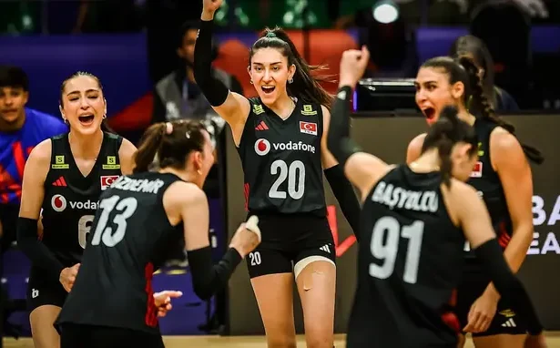Filenin Sultanları 2026 VNL İlk Etabını 11. Sırada Tamamladı: Gözler Ankara'da