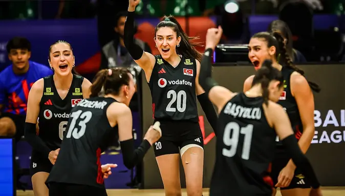 Filenin Sultanları 2026 VNL İlk Etabını 11. Sırada Tamamladı: Gözler Ankara'da