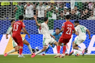 Dünya Kupası'nda Nefes Kesen Maç: Cezayir Geriden Gelip Ürdün'ü 2-1 Devirdi
