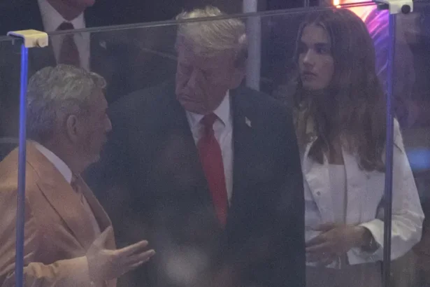 Donald Trump'a Madison Square Garden'da Şok: NBA Finalinde Yuhalandı!