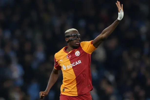 Victor Osimhen'den Transfer ve Eric Chelle İddialarına Flaş Yanıt!