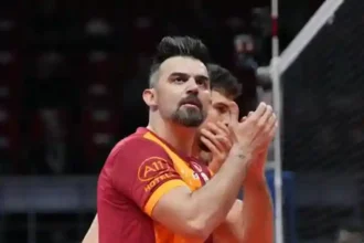 Galatasaray'da Arslan Ekşi İmzayı Attı: Tecrübeli Pasörle 1 Yıl Daha