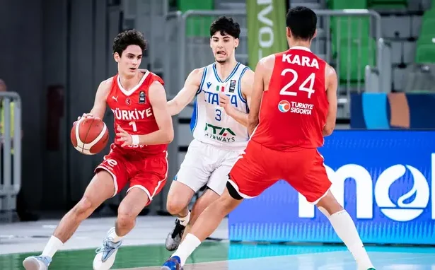 FIBA 20 Yaş Altı Erkekler Avrupa Şampiyonası'nda Türkiye İtalya'ya Direnemedi: Rakip Litvanya