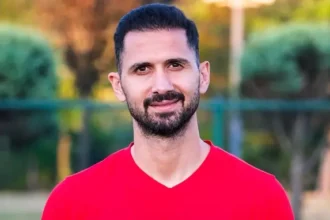 Fatih Karagümrük'te Yılın Bombası: Emre Akbaba Transferi Resmen Açıklandı!