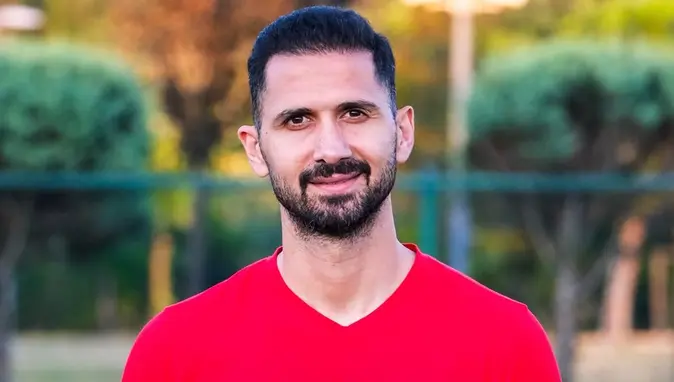 Fatih Karagümrük'te Yılın Bombası: Emre Akbaba Transferi Resmen Açıklandı!