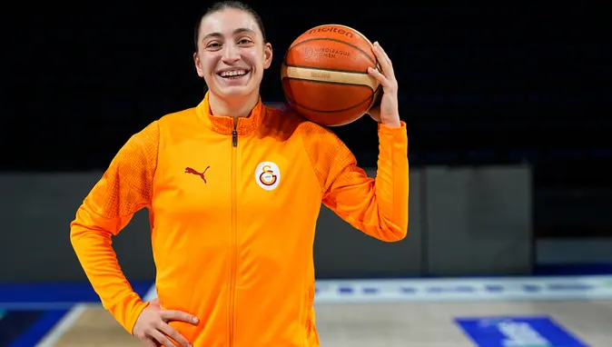 Galatasaray Çağdaş Faktoring'den Kritik İmza: Derin Erdoğan ile Sözleşme Uzatıldı