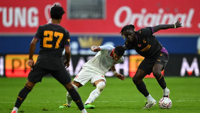 Galatasaray Avusturya'da Monza'ya Takıldı: Hazırlık Maçında 2-0'lık Mağlubiyet
