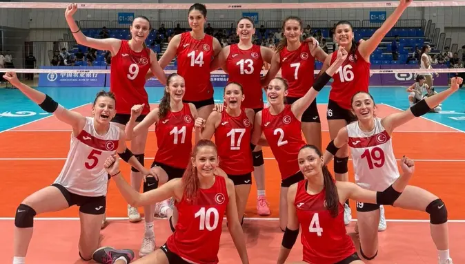 Okyanus Koleji Çin'de Dünya İkincisi Oldu