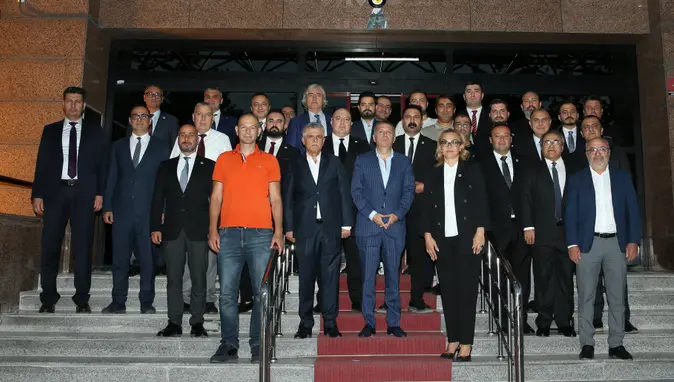 Gençlerbirliği'nde Yeni Dönem: Haydar Arda Çakmak Yönetimi Görev Dağılımını Yaptı