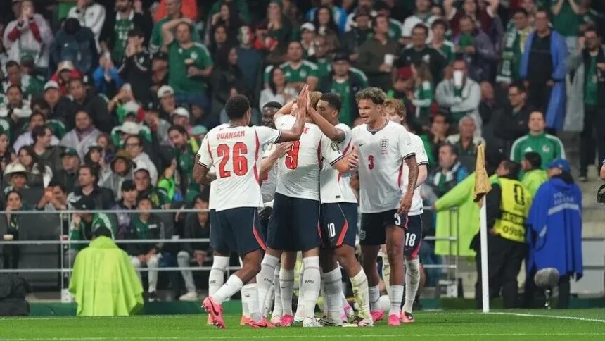 İngiltere Azteca'da Tarih Yazdı: Meksika'yı 3-2 Geçip Çeyrek Finale Yükseldi