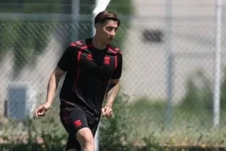 Sivasspor'un Başarılı Stoperi Mert Çelik'ten Süper Lig Sözü: "Hak Ettiğimiz Yere Döneceğiz"