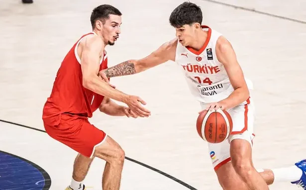 U18 Erkek Milli Basketbol Takımımız Çeyrek Finalde! Sıradaki Rakip İtalya