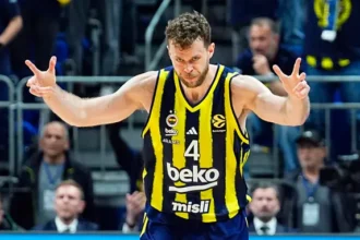 Fenerbahçe'de Nicolo Melli Dönemi Uzuyor: İtalyan Yıldızla 2028'e Kadar Yola Devam