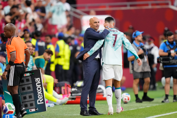 Portekiz'de Çifte Veda: Dünya Kupası Hüsranı Sonrası Martinez İstifa Etti, Ronaldo Tarihe Geçerek Veda Etti