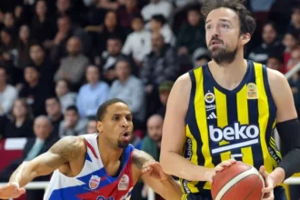 Fenerbahçe'de Efsane Geri Döndü: Sertaç Şanlı Yeniden Çubuklu Formayla!