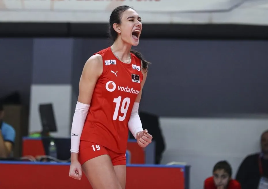 Defne Başyolcu'nun Boyu ve Kilosu Nedir?