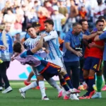 2026 Dünya Kupası Finalinde Skandal: Paredes, İspanyol Oyunculara Saldırdı!