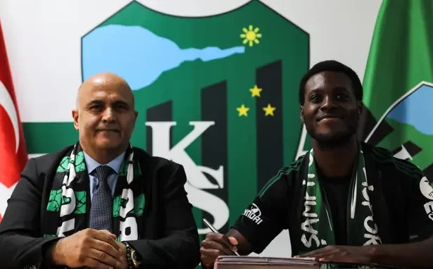 Kocaelispor'dan Sol Kanada Alman Panzeri: Makana Baku İmzayı Attı!