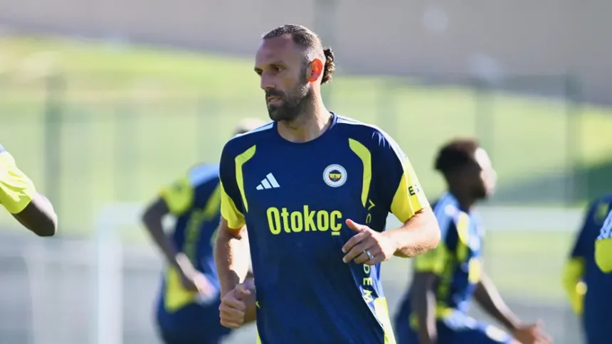 Fenerbahçe'den Şampiyonlar Ligi Kadrosuna Sturm Graz Öncesi Neşter!